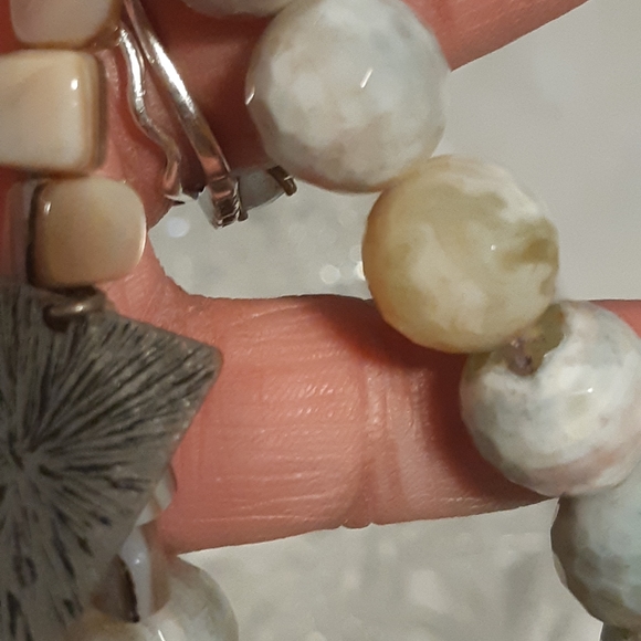 Polished Stones Necklace, 16" Long With Silver Tone Triangle Pendant, Chunky Sty - Picture 9 of 16